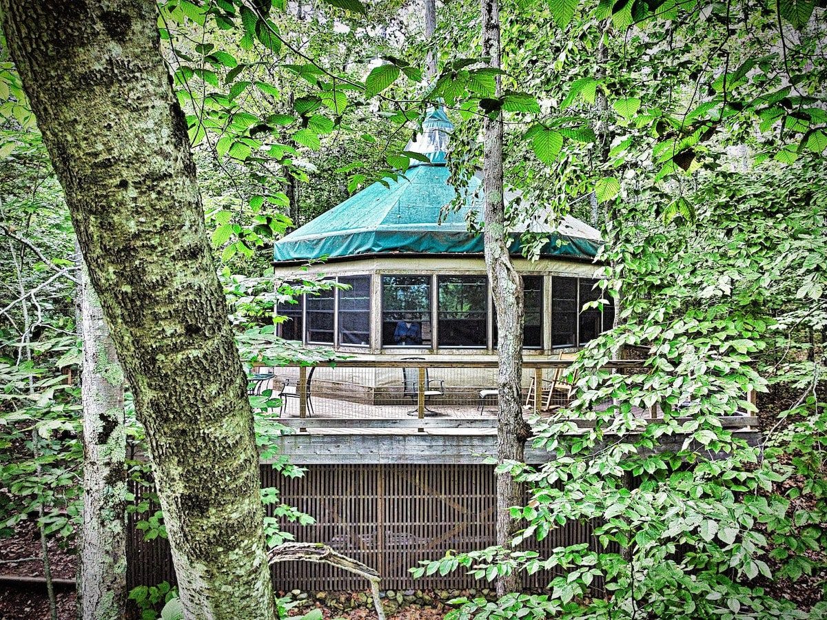 Island Tree House (Oaktagon)